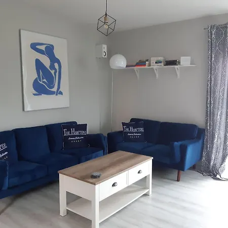 Ferienvilla Hampton Fuer 6 Personen Und 2 By Interhome * Kiczora