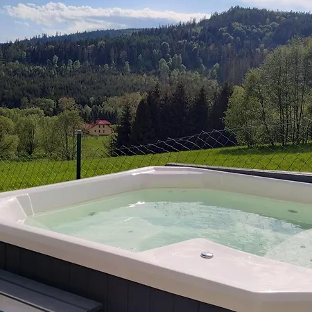 Ferienvilla Hampton Fuer 6 Personen Und 2 By Interhome