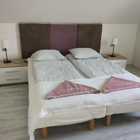 Casa vacanze Ferienvilla Hampton Fuer 6 Personen Und 2 By Interhome